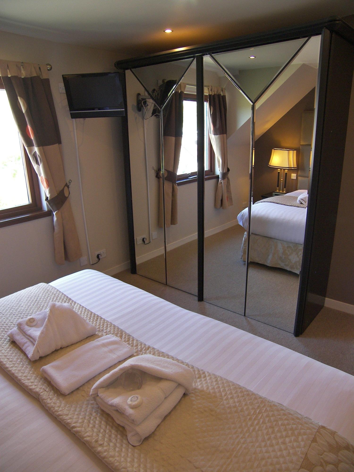 פיטלוצ'רי Rosemount Hotel מראה חיצוני תמונה