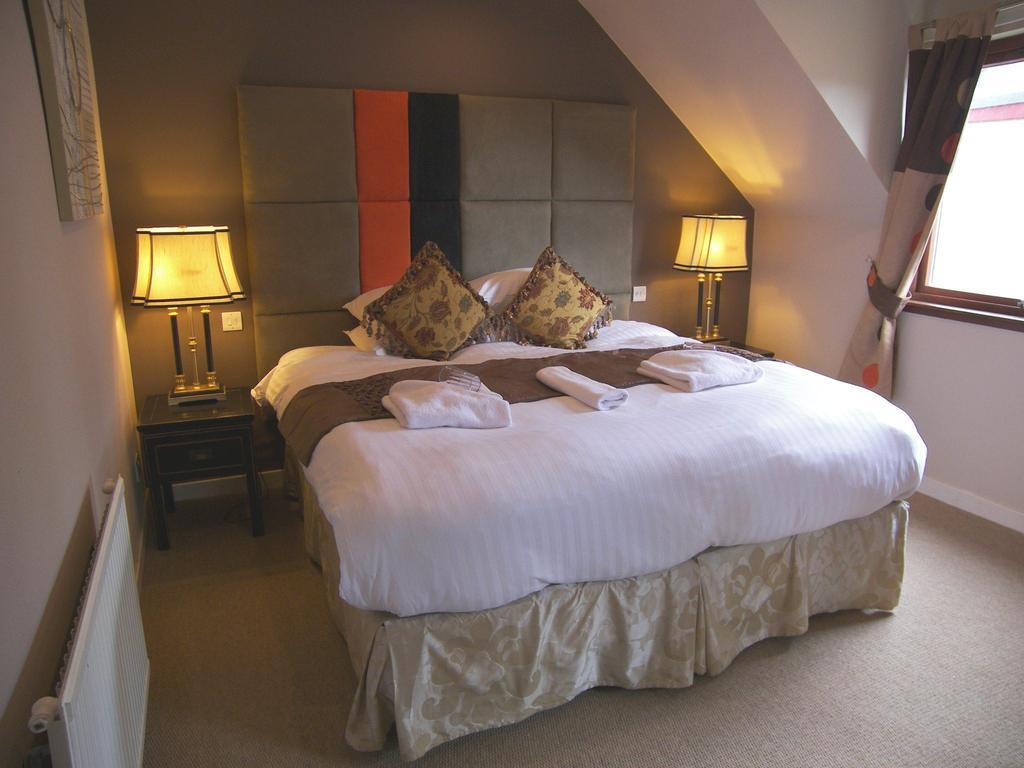 פיטלוצ'רי Rosemount Hotel חדר תמונה