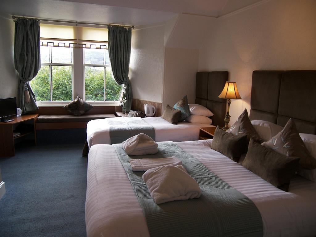 פיטלוצ'רי Rosemount Hotel חדר תמונה