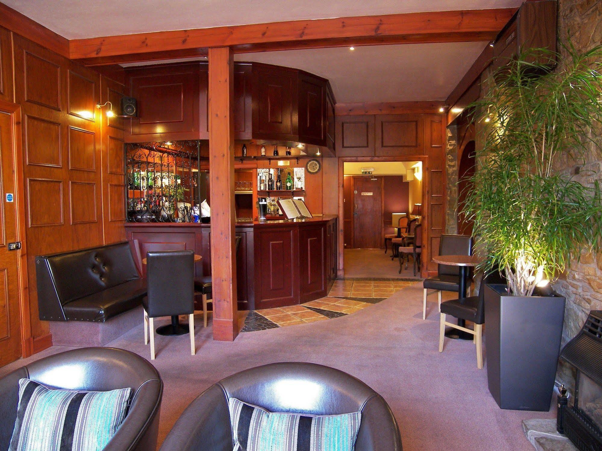 פיטלוצ'רי Rosemount Hotel מראה חיצוני תמונה