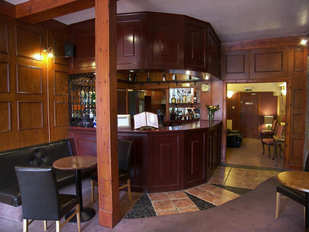 פיטלוצ'רי Rosemount Hotel מראה חיצוני תמונה